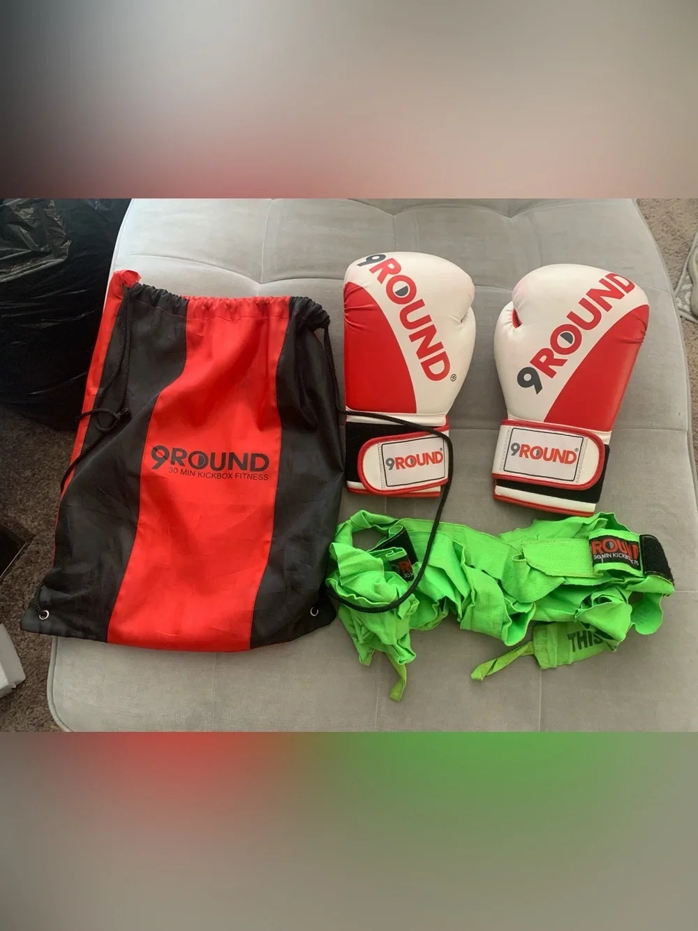 9Round White Red Boxing Gloves
